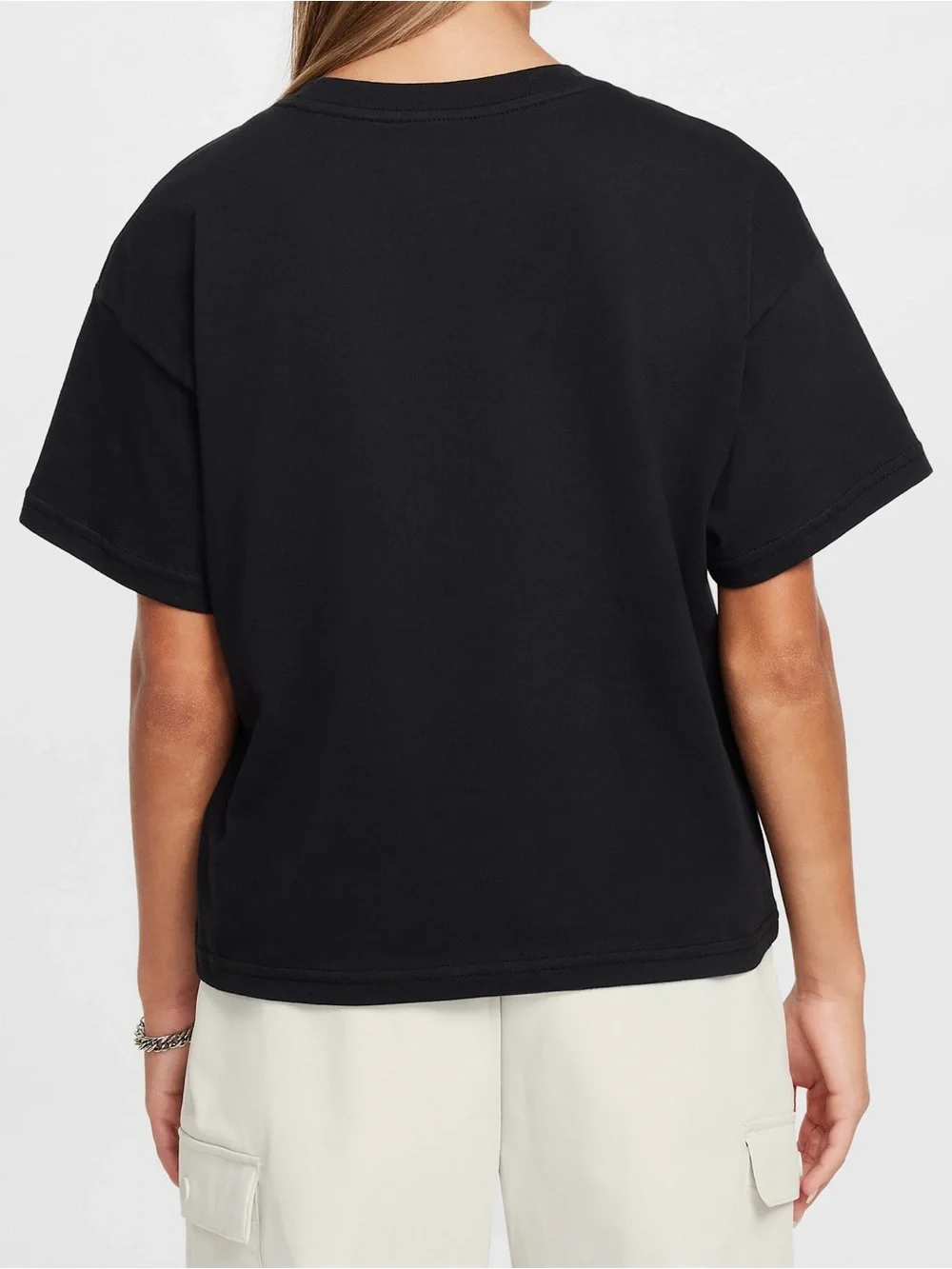 Nike Sportswear Essential Big Kids' (Girls') T-Shirt DH5750-010 Black Size XL
